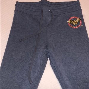 NWOT Wonder Woman sweatpants